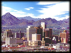 Centro de Phoenix, Arizona justo en el centro de un esplendor geol�gico. Lo llevamos justo por el centro de todo �sto.